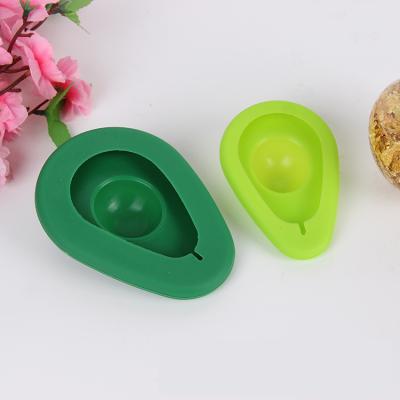 China 2 Pcs Sustainable Silicone Fruit Freshing Keeping Cover Tools Avocado Cover Condom Set for sale