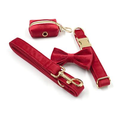 China Viable Xmas Custom Personalized Custom Dog Collar and Leash Set Velvet Dog Collar Bow Designer Pet Supplier Poop Bag Holder Luxury for sale