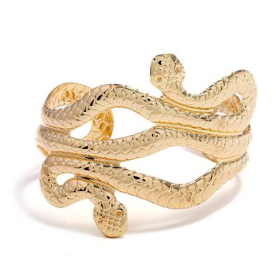 China The other UA77 dropshiping the creative exaggerated personality bangle metal snake bracelet cuff bracelet for sale