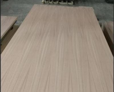 China Parota Face / Back Poplar Core Plywood , High Grade Plywood Slice Cut Veneer for sale