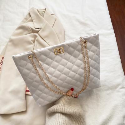 China The Other Large Fashion Wholesale Embroidery Shopping Bag Rhombic Luxury Chain Tote Bag Handbag for sale