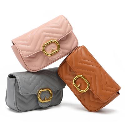 China Fashion Discount Decoration Square Small Size Chain Purse Lady Bags Magnetic Purses and Purses for Girl for sale