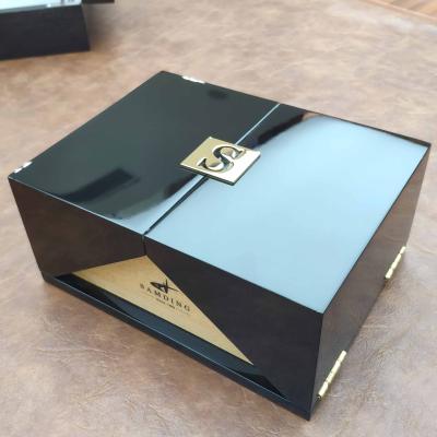 China High End Open Side Piano Lacquer Shiny Wood Watch Accessories Custom Wooden Watch Box for sale