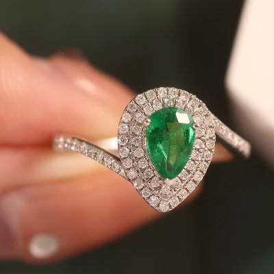 China CLASSIC Xinfly 18k Pure Gold 0.4ct Water Drop Emerald Ring 0.31ct Custom Diamond  Fine Jewelry Rings for sale