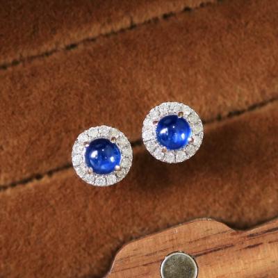 China TRENDY Xinfly 2023 Hypoallergenic 18k Gold Women 0.17ct Diamond GRC 0.8ct Sri Lanka Natural Royal Blue round Sapphire Stud Earrings for sale