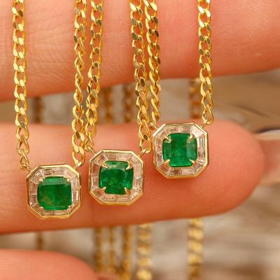 China CLASSIC Xinfly 18k Pure Gold Jewelry 0.35ct Square Emerald 0.20ct Diamond Necklace Trendy Cuban Chain for sale