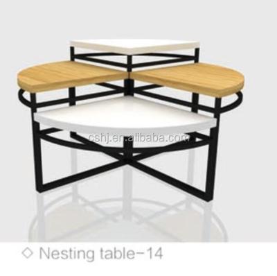 China Compositional Wooden Nesting Table Wooden Display Table For Cosmetics Shop / Supermarkets for sale