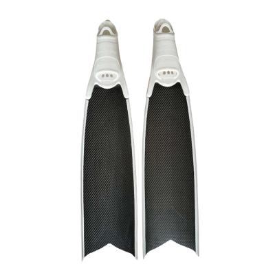 China Factory Price Carbon Fiber Long Blade Fins Fiberglass Diving Soft Scuba Diving Scuba Diving Flippers Deep For Adult for sale