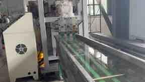 中国 Professional PET Strap Extrusion Machine Single Screw for Industrial Applications 販売のため