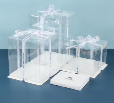 China Recyclable Luxury Packaging Clear Black 24x24 Plastic Cake Boxes And Boards for sale