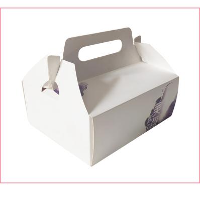 China Custom Recyclable Christmas Gift Packaging White Bakery Boxes With Logo for sale