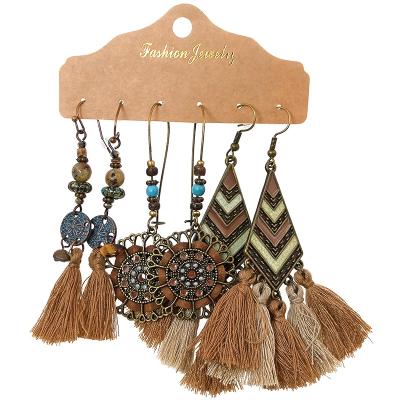 China Vintage supplies love 2021 elegant statement trend earrings women cheap fashionable brown large fringe for sale