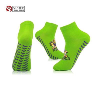 China EVAN-A 011 Breathable Cotton Breathable Trampling Socks For Sky Trampoline Jumping Socks Custom Non-Slip Grip Trampoline Sock for sale