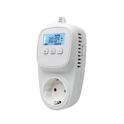 China Traditional home appliance wifi socket plug in thermostat for electric room / water heating and cooling for sale