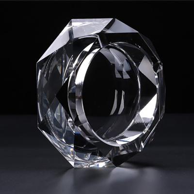 China 2019 Wholesale High Quality Smoking Accessory Crystal Glass Ashtray for sale