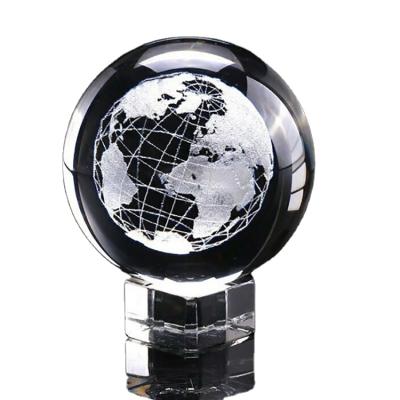 China Custom Creative Poly Resin Cartoon Crystal Ball Snow Glass Gifts Christmas Europe Animal Logo Ball for sale