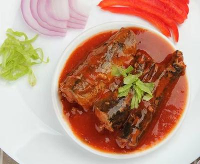 China Canned Sardine Canned Fish In Tomato Sauce Supplier With OEM Brand for sale