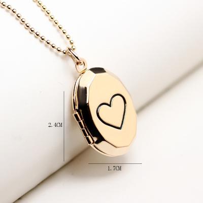 China TRENDY Gold Plated Floating Peach Heart Charm DIY Photo Frame Pendant Oval Pendant Necklace for sale