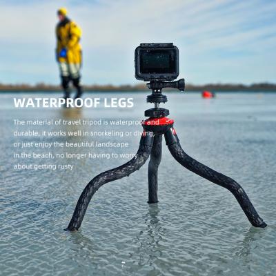 China PORTABLE Octopus Portable Flexible Stand For Smartphone Dslr Vlog Tripod For Gopros Camera Mobile Phone 2 in 1 Tripod Holder for sale