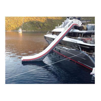 China Commercial rental or home play equipment water use inflatable water yacht slide/inflatable dock slide for boat en venta