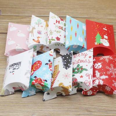 China Recycled Materials 100pcs/lot DIY Pillow Wedding Party Favor Gift Box Paper Candy Boxes Supply Accessories Favor Wrapping Paper Gift Boxes for sale