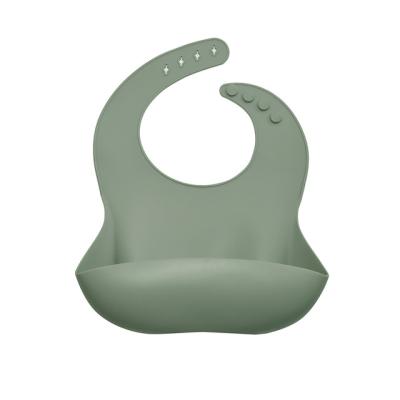 China New Viable Dropshipping Adjustable Silicone Bibs Baby Feeding Waterproof Infant Bibs for sale