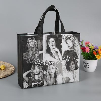 China Fashionable Reusable Nonwoven Packaging Bag , Colorful Nonwoven Bag PP Laminated Nonwoven Bag With Customized Logo for sale