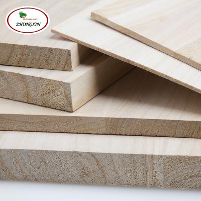 China Eco-friendly/Lightweight/Beautiful Grain China Factory Price Paulownia Taekwondo Breaking Boards Kickboxing Wooden Boards for sale