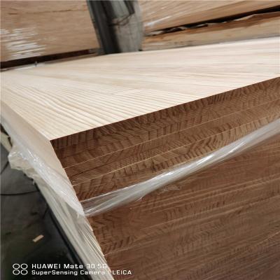 China Eco-friendly Traditional Bamboo Panel Radiata Wood Products Construction LVL Pine Solid Pine Timber for sale