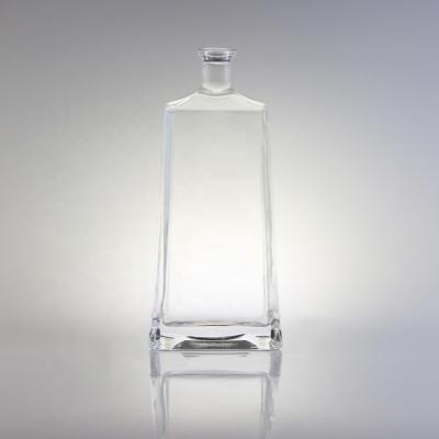 China Spirits Tapered Spirit Shaped Empty Bottles 500ml 750ml Whiskey Brandy Glass Bottles for sale