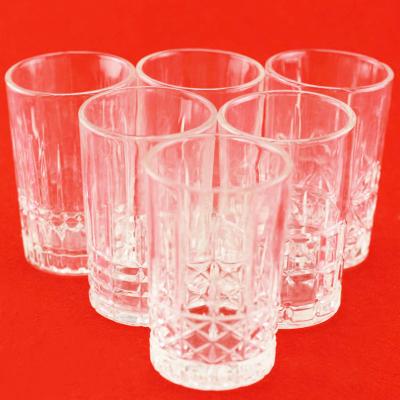 China Hot Sales Food Grade Embossed Round Shape Reusable Glass Water Cup for sale