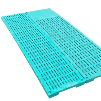 China Low Cost Farrow Crate Pig Farm Flooring Slats Plastic Pig Flooring Slats for sale