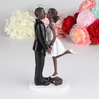 China All The World Wedding Theme Bride Cake Topper and Cake Topper Cake Stand Wedding Gifts from Kissing Figurines Wedding Groom for sale