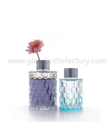 China 80ml,120ml Colored Aromatherapy Glass Bottles With Silver Cap for sale