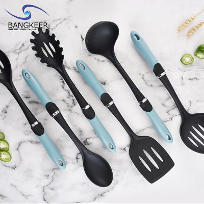 China 8 Pcs Viable Nonstick Kitchen Spatula Nylon Silicone PP Handle Cookware Accessories Tool Kits Kitchen Instruments Tool Kit for sale