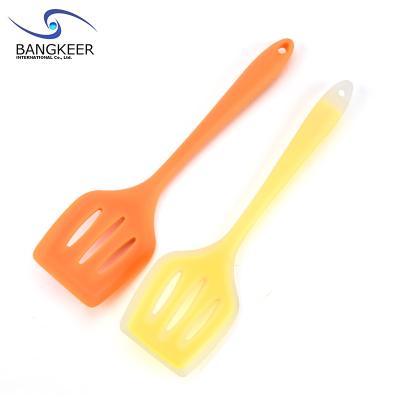 China Sustainable Kitchen Utensils Non-Stick Silicone Baking Spoon Cooking Spatula Tools for sale