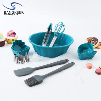 China Durable Easy Clean Resistance Food Grade Stainless Steel Silicone High Temperature Cake Tools Decorating Set Pastry Baking Tools for sale