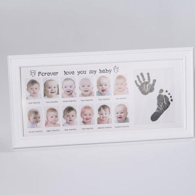 China European\Modern\Middle East\Africa Wood Wooden Photo Picture Frames Sublimation Baby Picture Frame Hand and Foot Sight Printing for sale