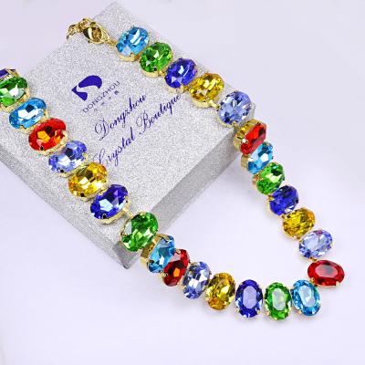 China Fashion Dongzhou 2021 Rhinestone Necklace Fashion Statement Necklace Jewelry Crystal Necklace for sale