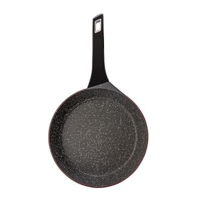 China Viable die casting aluminum cookware frigideiras nonstick fry pan nonstick induction bottom set cookware sets nonstick frying pan for sale