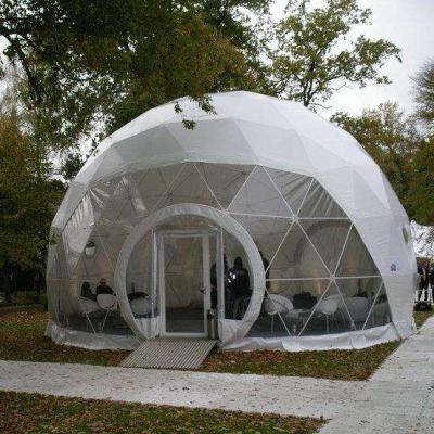 China Barraca de acampamento da abóbada Geodesic do PVC 10m do hotel exterior com as barracas do partido da abóbada da barraca de acampamento da abóbada da porta à venda