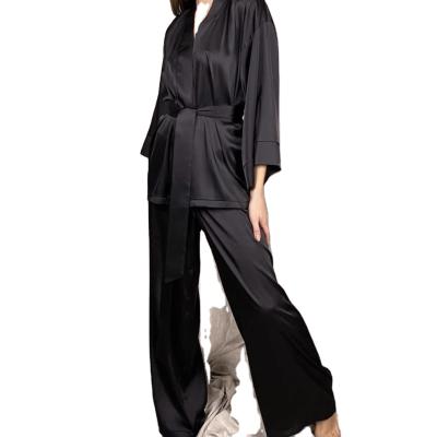 China Loose Casual Women's Breathable Pajamas Deep V-Neck Satin Waist Auto-tie Pajamas Silk Women's Long Robe Sleepwear Wholesale for sale