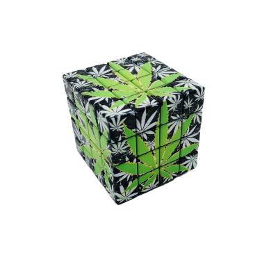 China 2021 Creative New Rubik's Cube 58mm Plastic Zinc Plastic Herb Grinder Custom Logo Tobacco Grinder Weed Grinder for sale