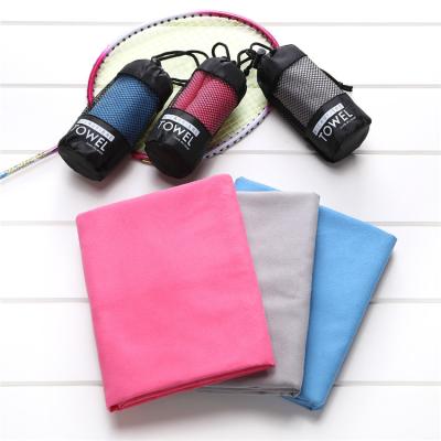 China Hot Sale QUICK DRY Item Customize Brand Logo Quick Dry Microfiber Sport Gym Towel With Mesh Bag for sale