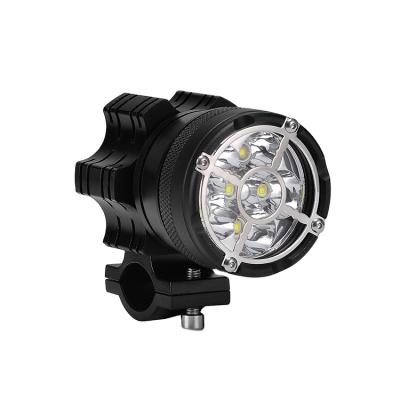 China Hot Selling 12V Motorcycle Led Spotlight 6 Beads Motorcycle Lights On High Power Motorcycle Led Spotlights 87*62*110 mm for sale