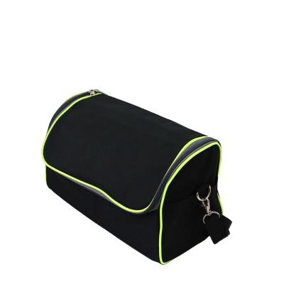 China Large Insulated Lunch Bag With Soft Leakproof Lining And Shoulder Strap Reusable Aluminum Foil Insulated Cooler Bag for sale