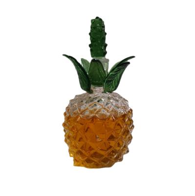 China Professional Wine Supply High Borosilicate Pineapple Heat Resistant Artificial Blowing Wine Bottle for sale