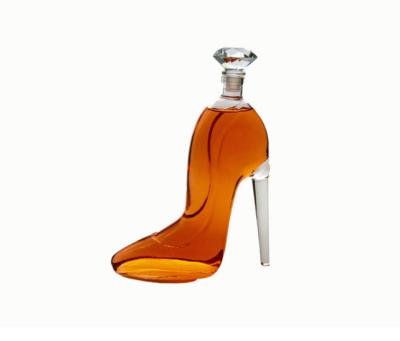 China High Quality Hot Sale High Heel Shoe Shape Glass Bottle Borosilicate Glass Whiskey Wine Decanter for sale