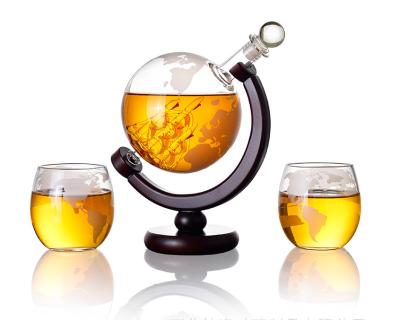 China Online Wholesale Globe Glass Whiskey Decanter Set With 2 Shot Glasses And Wooden Base for sale