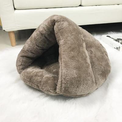 China Travel Factory New Design Cat Nest Pet House Pet Bed Luxury Removable Soft Plush Pet Bed for sale